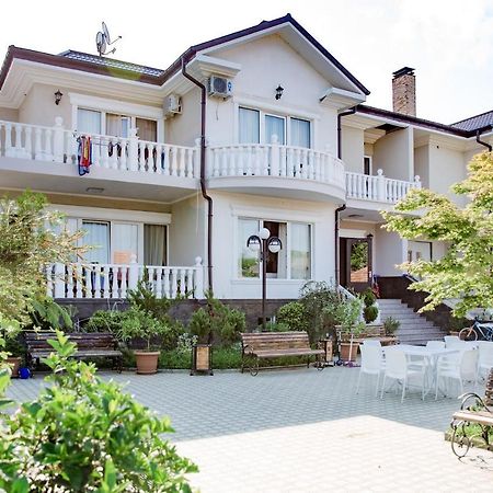 קובולטי Guest House Sofia מראה חיצוני תמונה
